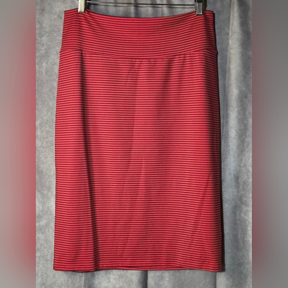 Lularoe Red / Black Stripes Cassie Pencil Skirt Wms Sz Large Stretch Waist - Picture 1 of 6